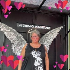 Meet your Posher, Sarah-jane